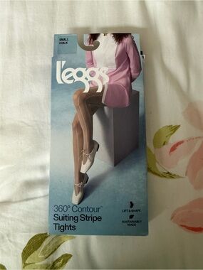 l'eggs 360° Contour Suiting Stripe Tights - Chalk (Small)